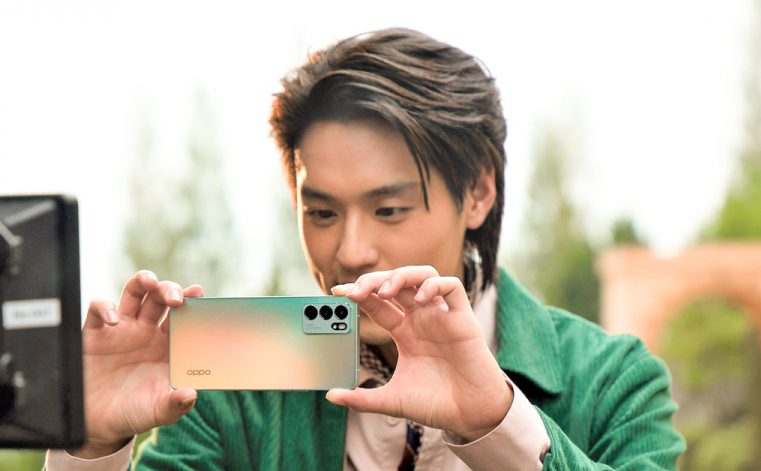 OPPO Reno6 5G พาชมเบื้องหลังแนวคิดมิวสิควิดีโอใหม่สุดโรแมนติก  นำแสดงโดย “Billkin” ภายใต้ชื่อ “เก็บไว้ตลอดไป”