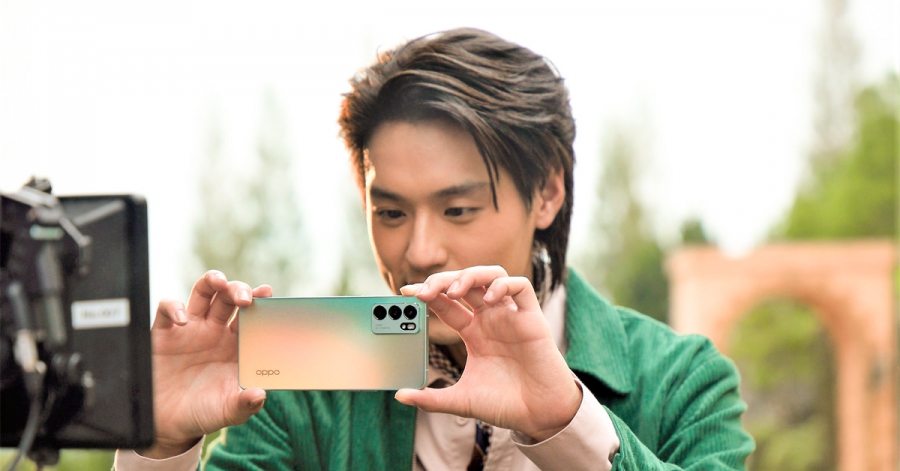 OPPO Reno6 5G พาชมเบื้องหลังแนวคิดมิวสิควิดีโอใหม่สุดโรแมนติก  นำแสดงโดย “Billkin” ภายใต้ชื่อ “เก็บไว้ตลอดไป”