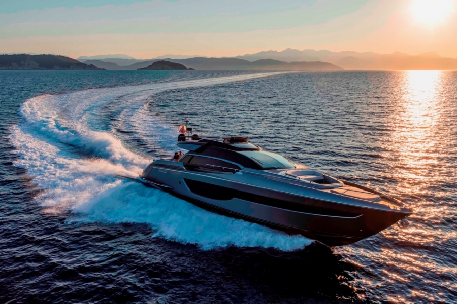 วี ยอชท์ เอเชีย เปิดตัว Ferretti Yachts 500 และ Riva 76′ Perseo อัลตรา ลักซ์ชัวรี่ ยอชท์ สุดหรูอลังการที่สุดของโลก 2 รุ่นใหม่ล่าสุด ครั้งแรกในประเทศไทย