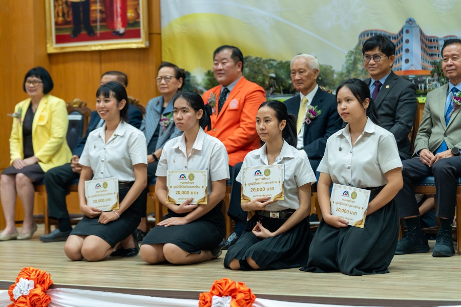 มูลนิธิโตโยต้าประเทศไทย สานโอกาส สร้างรอยยิ้ม ผ่านการมอบทุนการศึกษา ประจำปี 2566 แก่นักเรียน นิสิต นักศึกษา ใน 4 ภูมิภาค ทั่วประเทศไทย