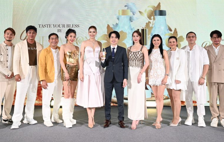 ” Dhevamon เดวามน111″ น้ำดื่มและสเปรย์ “เติมความสุขสดชื่น เพิ่มความสิริมงคลในชีวิตประจำวัน”