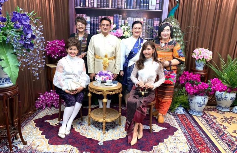 ในวาระครบรอบ 23 ปี โรงเรียนเฉลิมพระเกียรติ ๔๘ พรรษา ในพระราชูปถัมภ์ สมเด็จพระเทพรัตนราชสุดาฯ สยามบรมราชกุมารี และเนื่องในวันคล้ายวันเกิด ครบ 68 ปี ดร.สายสม วงศาสุลักษณ์ ผู้รับใบอนุญาต โรงเรียนเฉลิมพระเกียรติ ๔๘ พรรษา ในพระราชูปถัมภ์ฯ