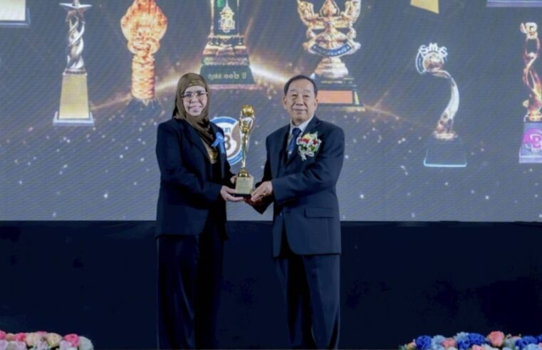 “ช่อผกา ผาบชมภู” กรรมการผู้จัดการ Platinum Cab Service คว้ารางวัล CEO ดีเด่นแห่งปี 2569 สะท้อนวิสัยทัศน์ผู้นำหญิง ขับเคลื่อนธุรกิจบริการอย่างยั่งยืน