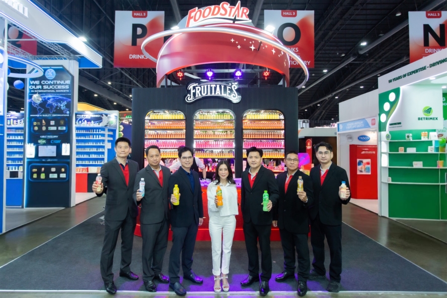 “ฟู้ดสตาร์” สะท้อนภาพแบรนด์สู่คอนเซ็ปต์ “The Universe of FoodStar” ยกขบวนดาวเด่น       “ดีโด้” “มิกกุ” และ “มิกกุ อิมมู” ร่วมงาน THAIFEX – ANUGA ASIA 2026                           พร้อมเดินหน้าสร้าง “แบรนด์แห่งทศวรรษ” ในอุตสาหกรรมเครื่องดื่มไทย