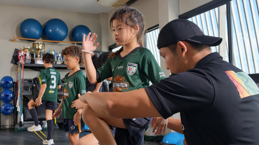 เปิดตัว RHUB คลินิกกายภาพบำบัดสายสปอร์ต ผสานความเชี่ยวชาญจากวงการกีฬาไทย ยกระดับการฟื้นฟูร่างกายอย่างครบวงจร